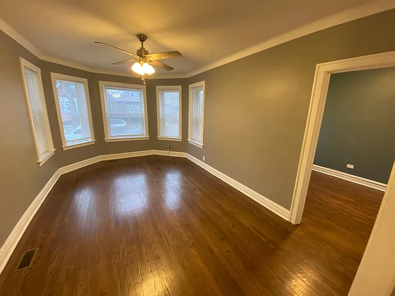 8602 S Aberdeen St #1 — Photo 4