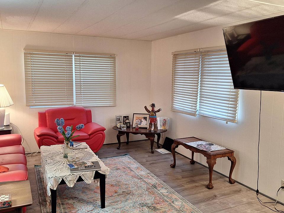 1st image of 6411 Birch Ln