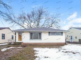 19220 Homeway Rd, Cleveland, OH 44135