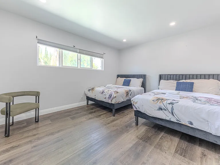 829 E Camino Real Ave — Photo 17
