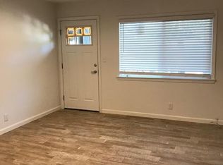 881 N Oakland Ave, Pasadena, CA 91104