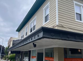 4222 SW Walker St #4, Seattle, WA 98116