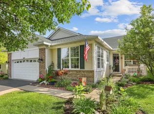 1483 W Flint Ln, Romeoville, IL 60446