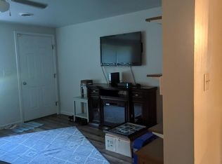 2039 Grade Rd #B, Falling Waters, WV 25419