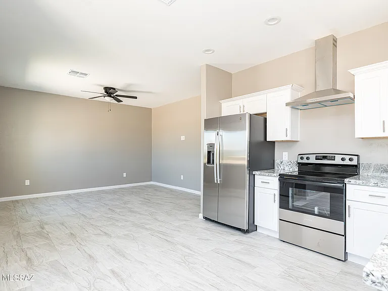 2447 S Campbell Ave #1 — Photo 18