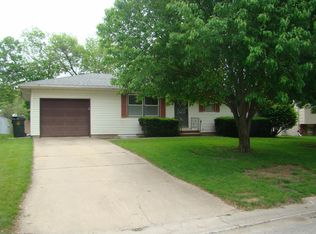 1706 S 6th St, Oskaloosa, IA 52577