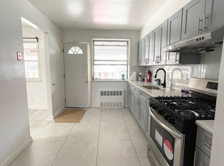 8866 Bay 16 St, Brooklyn, NY 11214