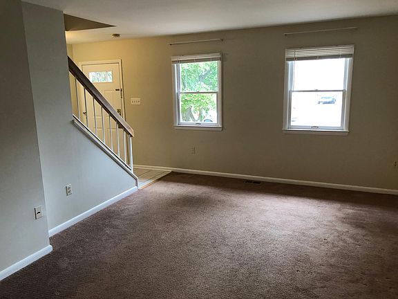 5th image of 3026 White Birch Ct