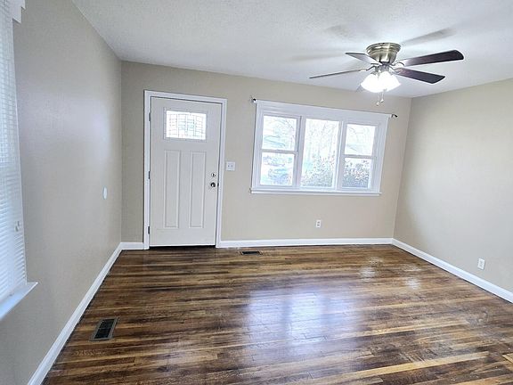 2nd image of 109 Audubon Cir