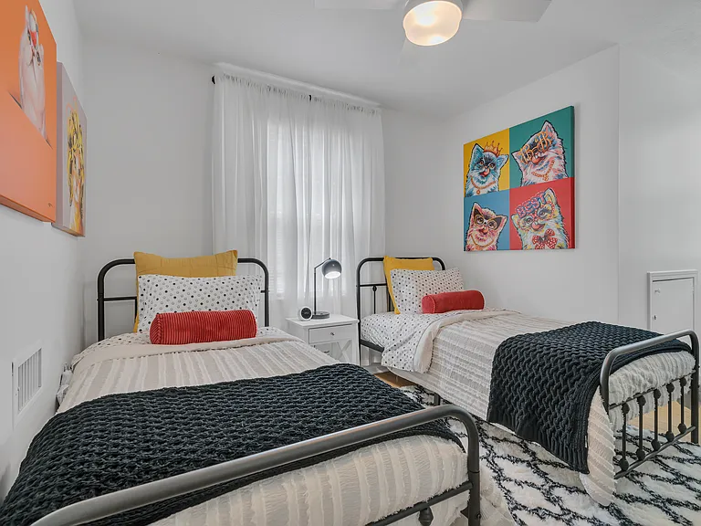 213 Landwood Ave — Photo 22