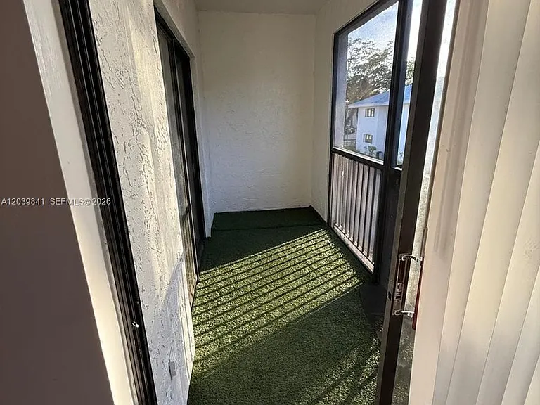 2550 SW 18th Ter #1807 — Photo 17