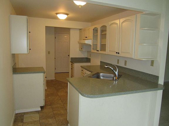 3rd image of 20050 Vikings Crst NE APT 2-103