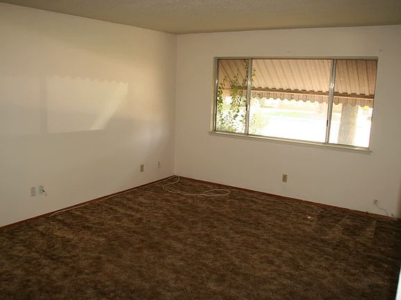 2nd image of 1324 W Harvard Dr