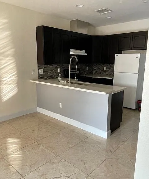 130 Copper St — Photo 4