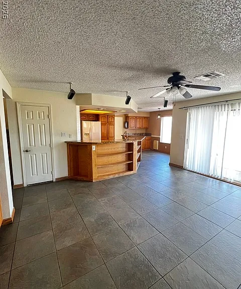 1910 Guinn Dr — Photo 5