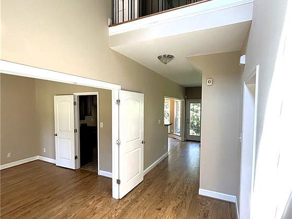 4th image of 1333 Plantation Ct