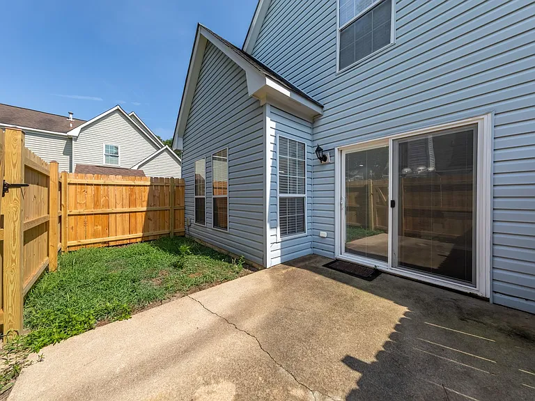 308 Ferguson Bnd — Photo 24