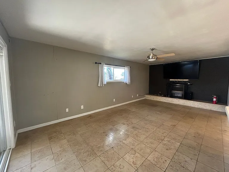 4167 Willamette Ave — Photo 7