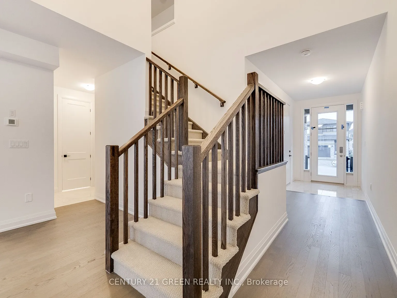 3 bed, $2,950 — Photo 4
