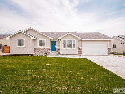 1142 N Portal Stone Dr, Idaho Falls, ID, 83401