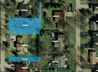 23601 N Garden Ln, Lake Zurich, IL 60047