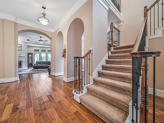 5th image of 25619 Pipestone Glen Ln