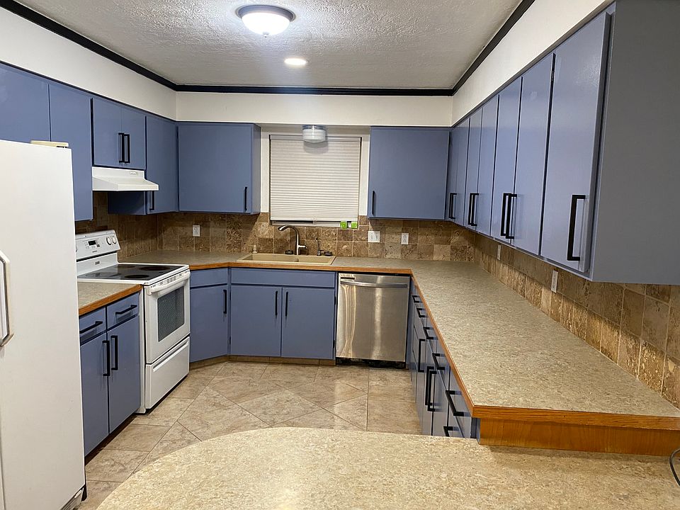 2nd image of 709 NW 19th St