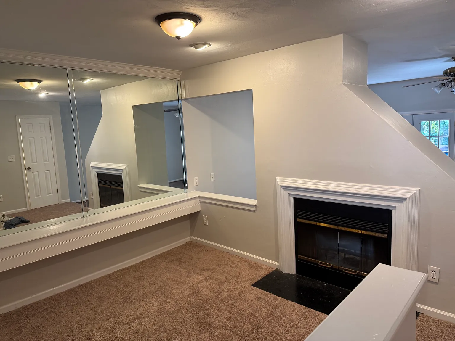 2 bed, 1488 sqft, $2,100 — Photo 4