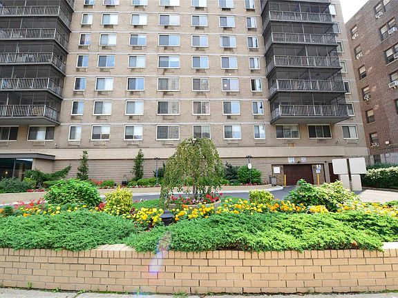 2nd image of 11818 Union Tpke APT 10D
