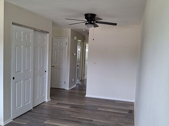 4th image of 3890B Miller Rd #B