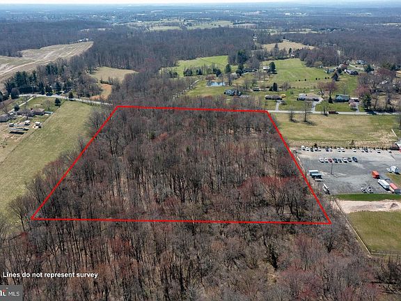 5th image of 19601 Darnestown Rd