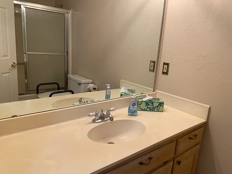 1526 Clover Ln — Photo 11