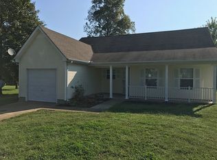 320 Pine Ridge Ln, La Vergne, TN 37086