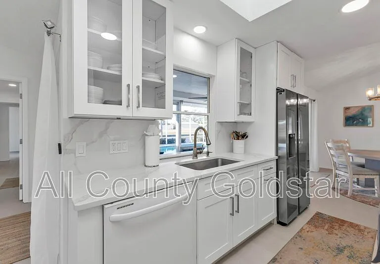 9509 Saint Paul Dr — Photo 40