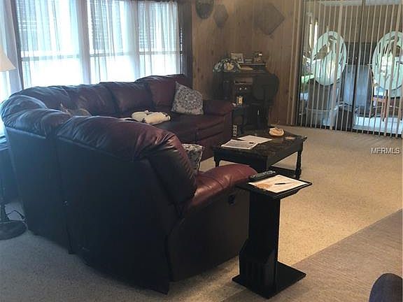 4th image of 212 Green Meadow Dr