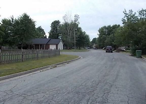 3rd image of 2415 W Turtle Creek Dr