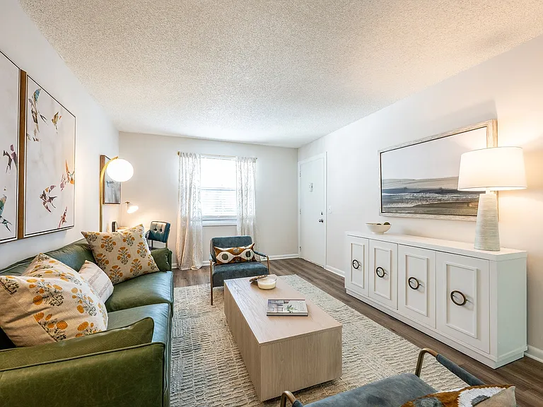 The Artisan Apartments — Photo 5