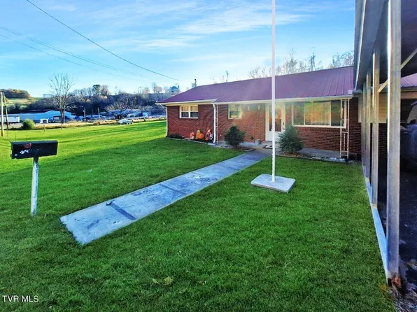 319 Town Branch Rd, Jonesville, VA 24263