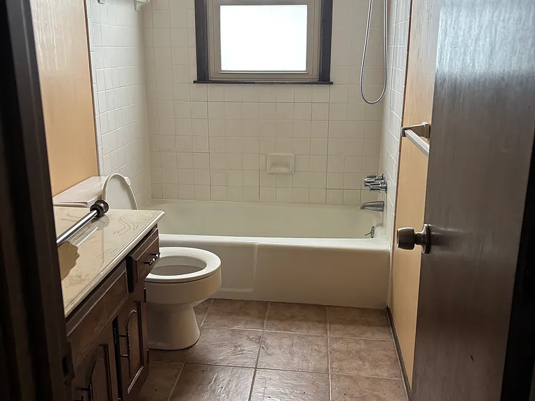 14631 Laquinta Dr — Photo 3