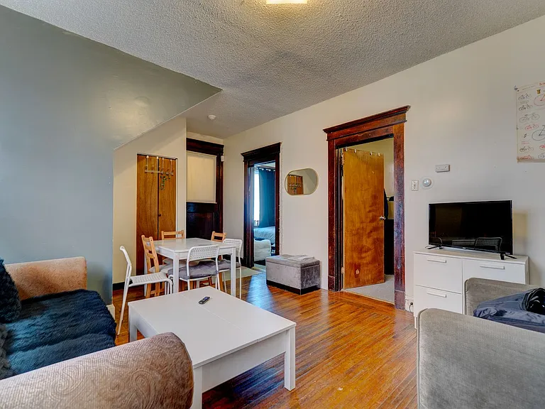 65 Lake Pl — Photo 3