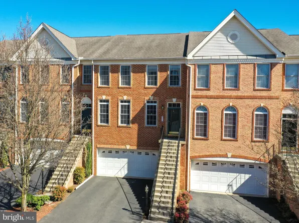 204 Elder Ter, Purcellville, VA 20132