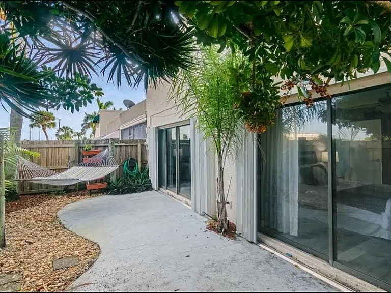 31 Emerald Ct — Photo 24