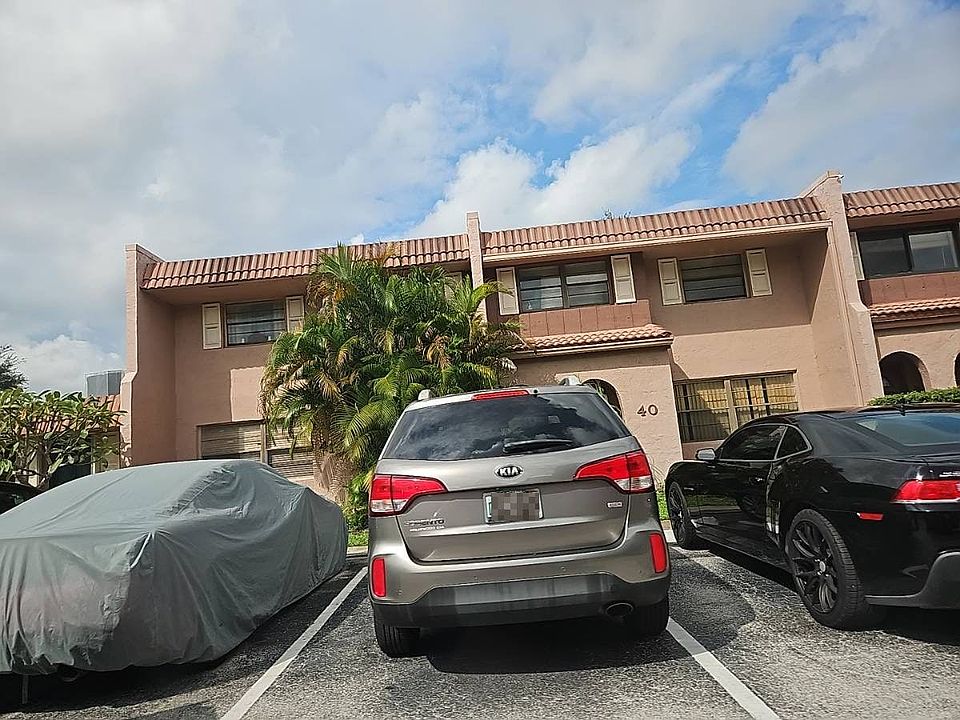 1st image of 41 Toledo Ct #2-30
