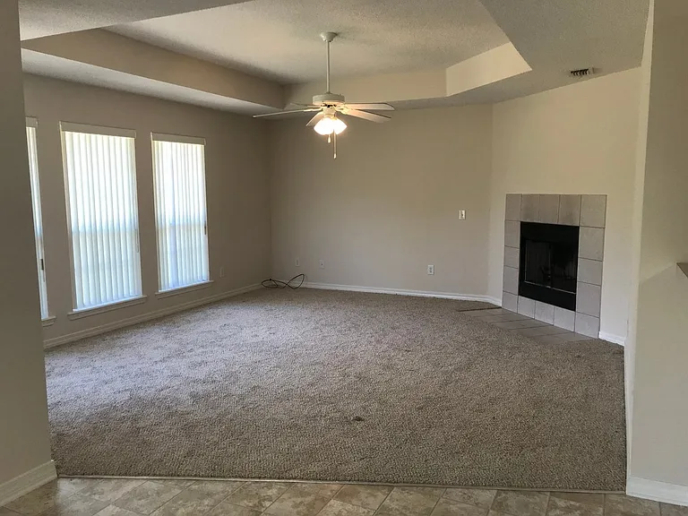 2642 Hidden Creek Dr — Photo 19