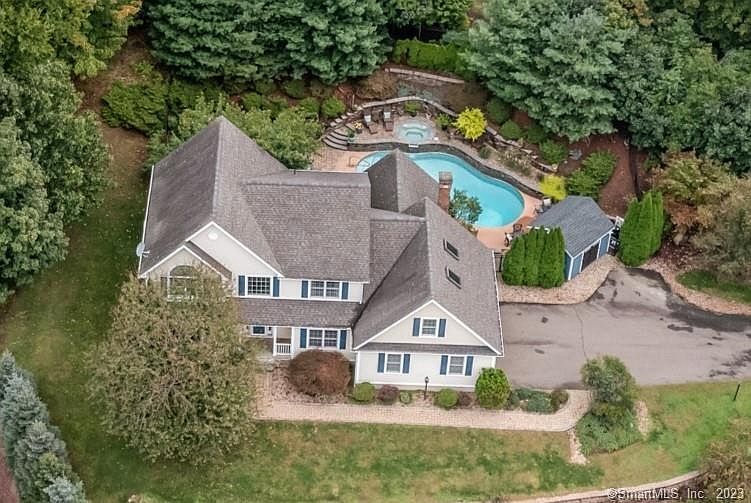 1st image of 130 Wynding Brook Drive