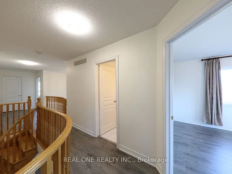 29 Duckfield Cres — Photo 19