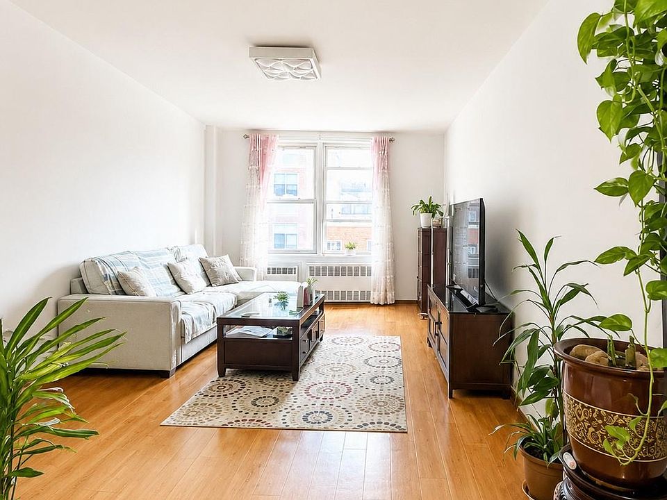 1st image of 14470 41 Avenue #4
