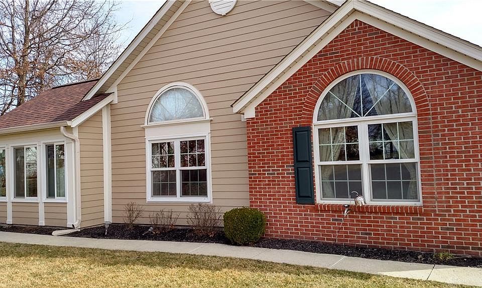 1st image of 4721 Wenham Park