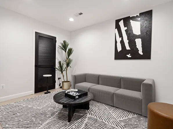 1812 M St NE #B, Washington, DC 20002