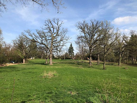 5th image of 3010 Meyers Rd